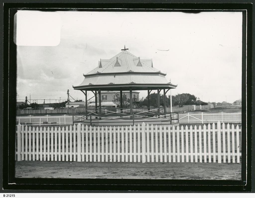 Moonta Library Moonta Mines Rotunda • Photograph • State Library of South Australia